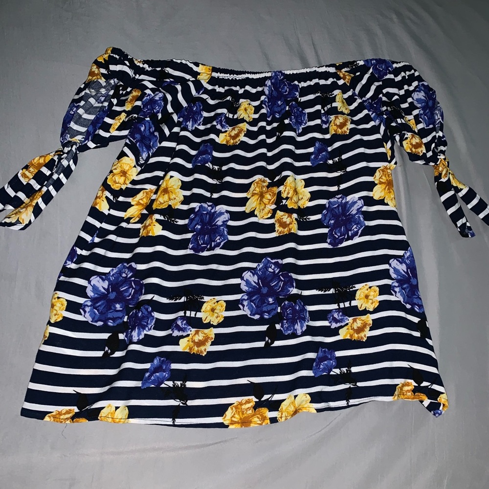 NWT Maurice’s Off The Shoulder Top